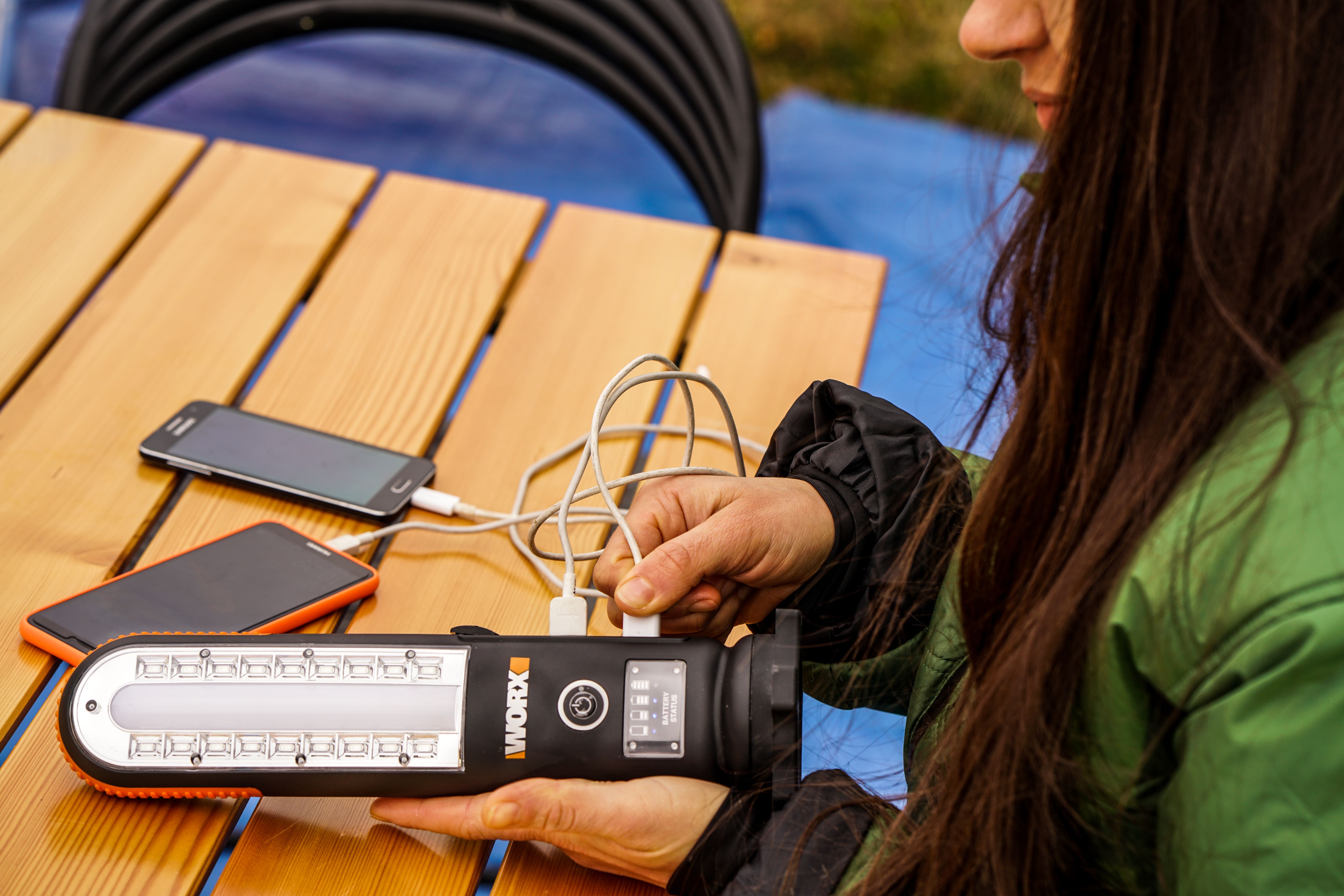 Worx WX852.1 - Arrancador de Coche 12V